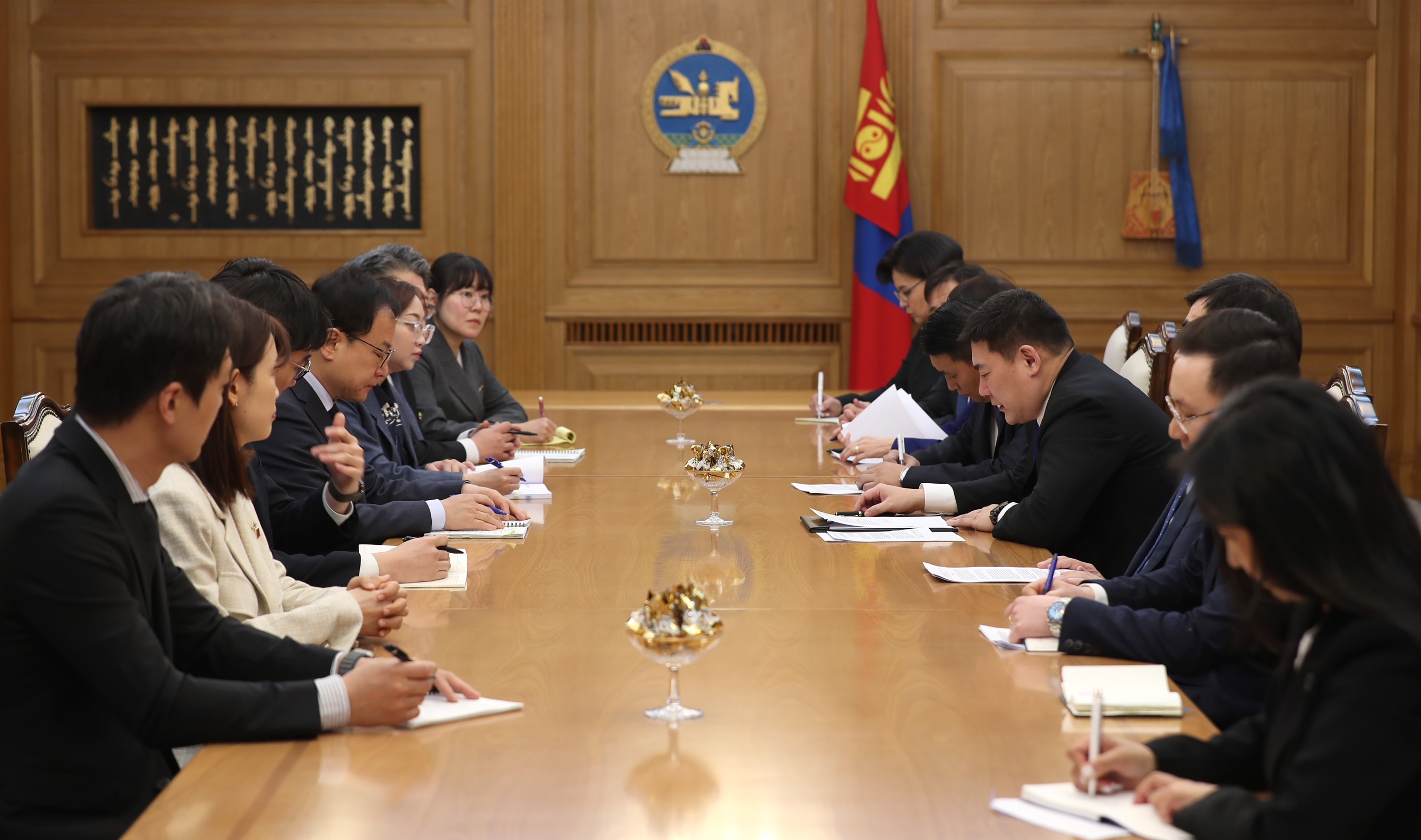 The Minister of Personnel Management visited the Mongolia 사진