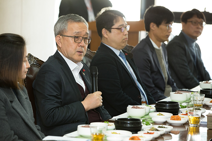 발언하는 김판석 인사혁신처장