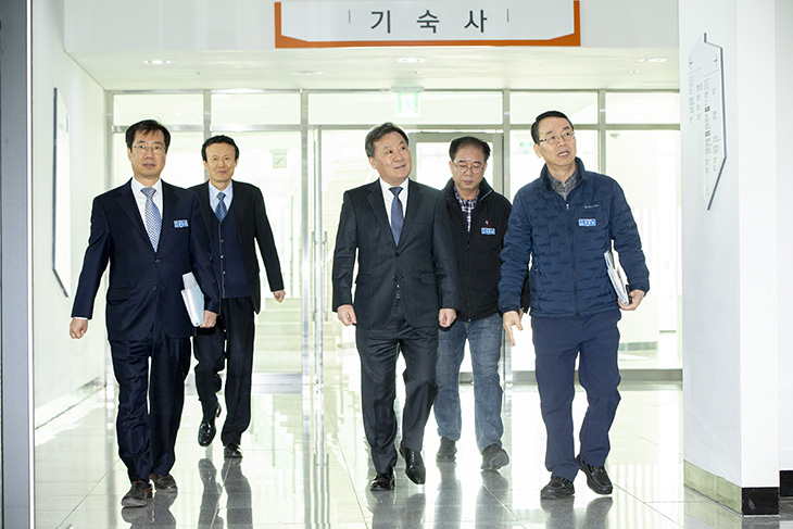 국가공무원인재개발원 진천 본원 기숙사를 찾은 황서종 인사혁신처장