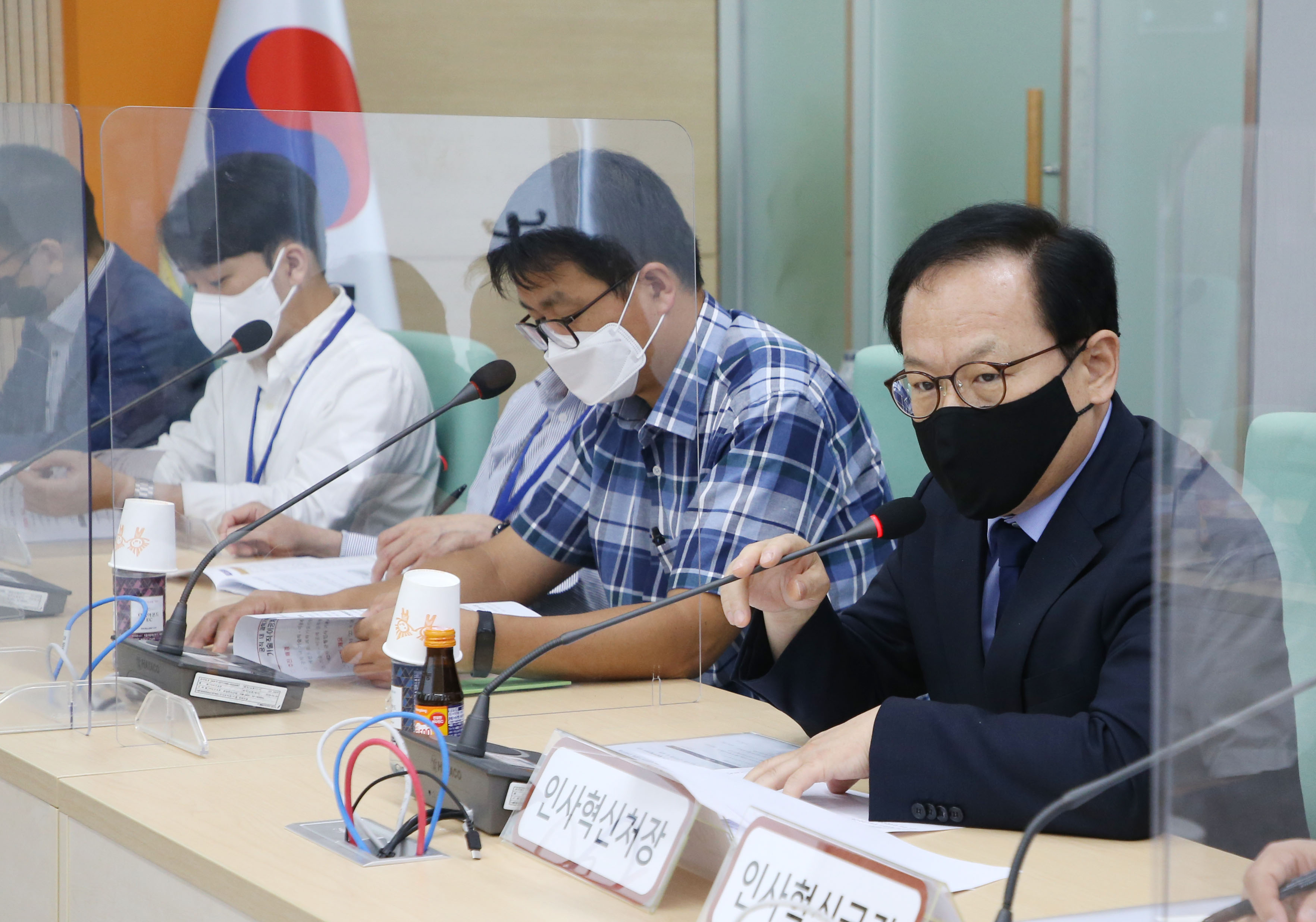 김승호 인사혁신처장이 9월 28일 세종시 인사혁신처에서 열린 '기술직·이공계 공무원 간담회'에 참석해 인사말하는 모습